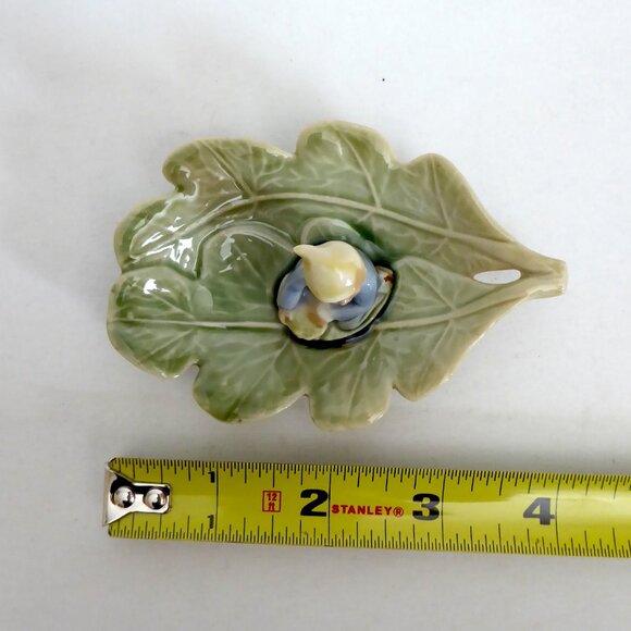 VINTAGE 1950’s IRELAND IRISH WADE PORCELAIN LEPRECHAUN LEAF TRINKET DISH - Picture 6 of 8
